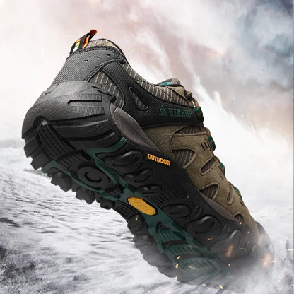 Chaussures de randonnée daim et cuir résistant